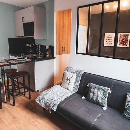 Behind The Glass_Hypercentre Apartment อองบวส ภายนอก รูปภาพ