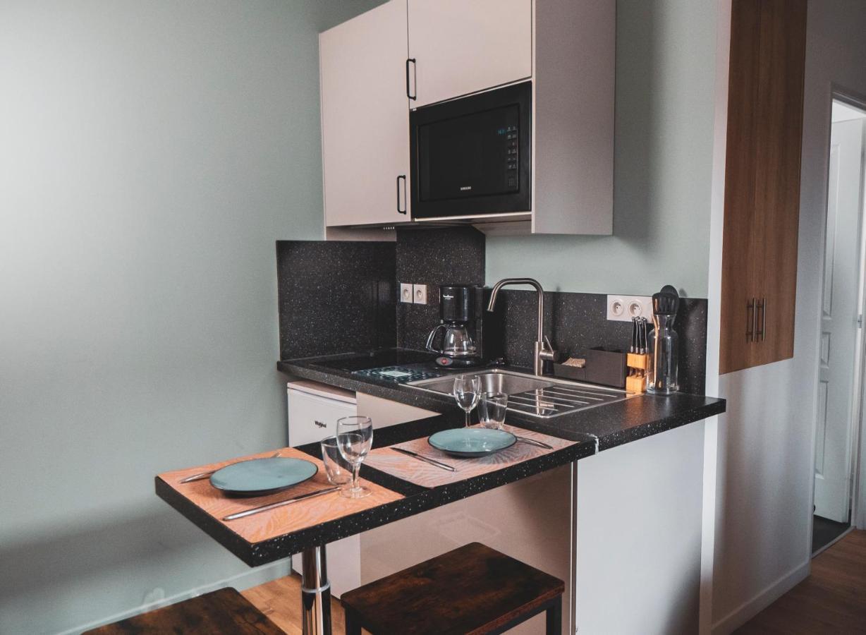Behind The Glass_Hypercentre Apartment อองบวส ภายนอก รูปภาพ