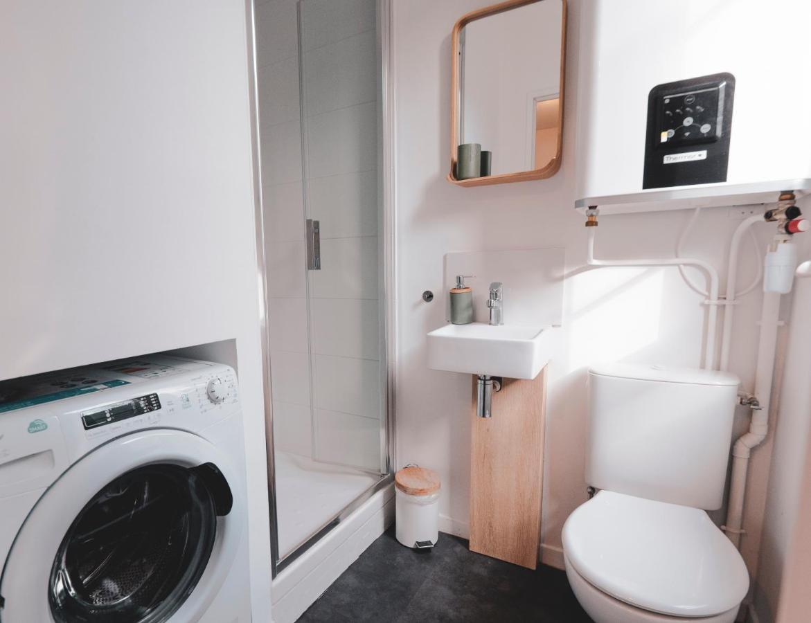Behind The Glass_Hypercentre Apartment อองบวส ภายนอก รูปภาพ